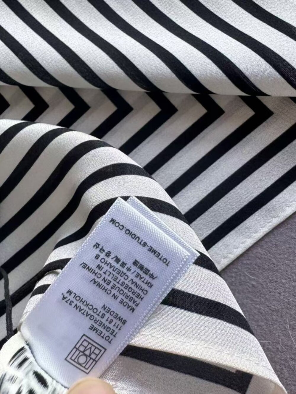 Toteme Monogram Stripe Silk Square Scarf Black White - Picture 2 of 9